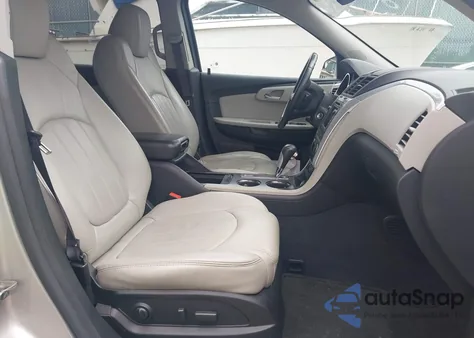 2010 Chevrolet Traverse Ltz z USA, uszkodzony, nr VIN 1GNLRHED3AS104878